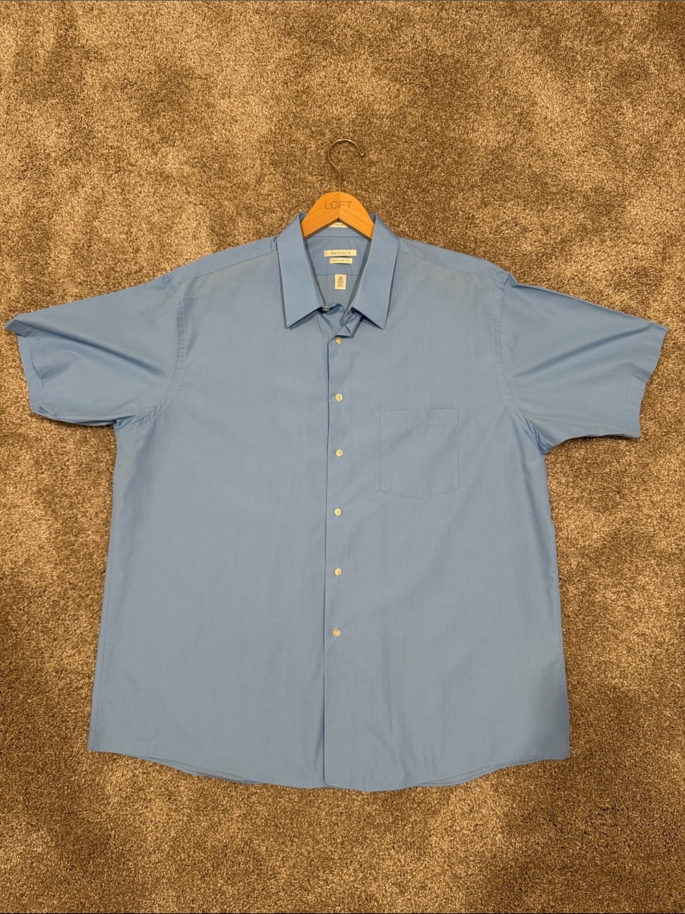 Van Heusen Light Blue Short-Sleeve Button-Down Shirt